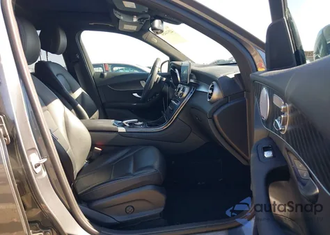 2018 Mercedes-Benz Glc 300 4Matic from USA, damaged, VIN WDC0G4KB6JV057884